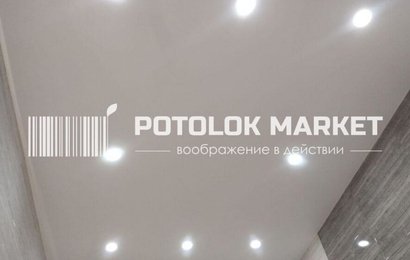  Сатиновый натяжной потолок в ванной